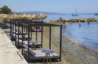 La Isla Beach Castella